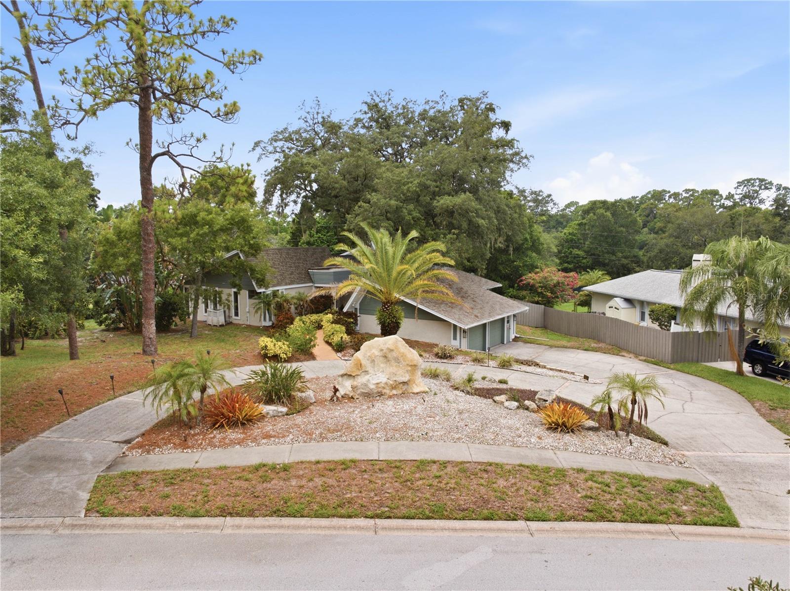 2860 BRIARWOOD LANE