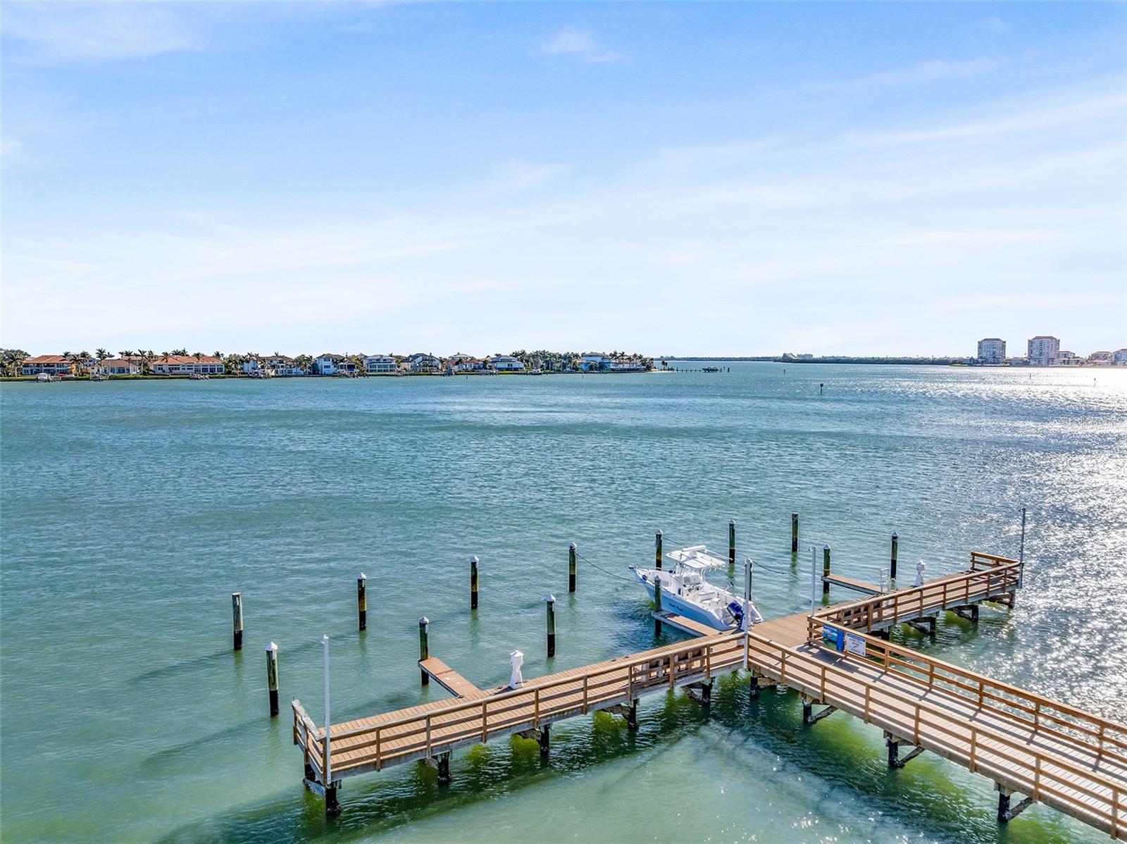 BAYWAY ISLES POINT BRITTANY THREE - Residential