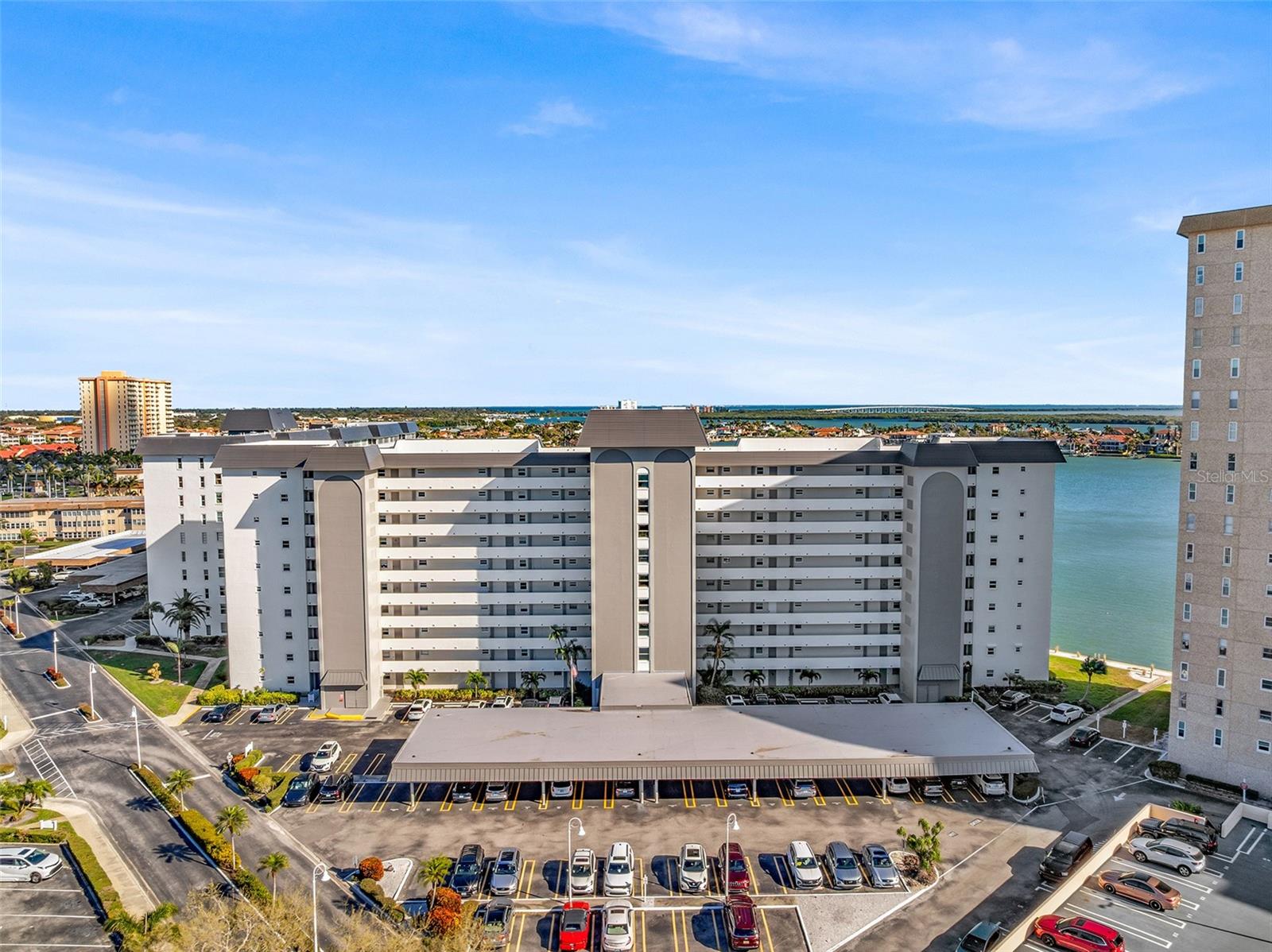 BAYWAY ISLES POINT BRITTANY THREE - Residential