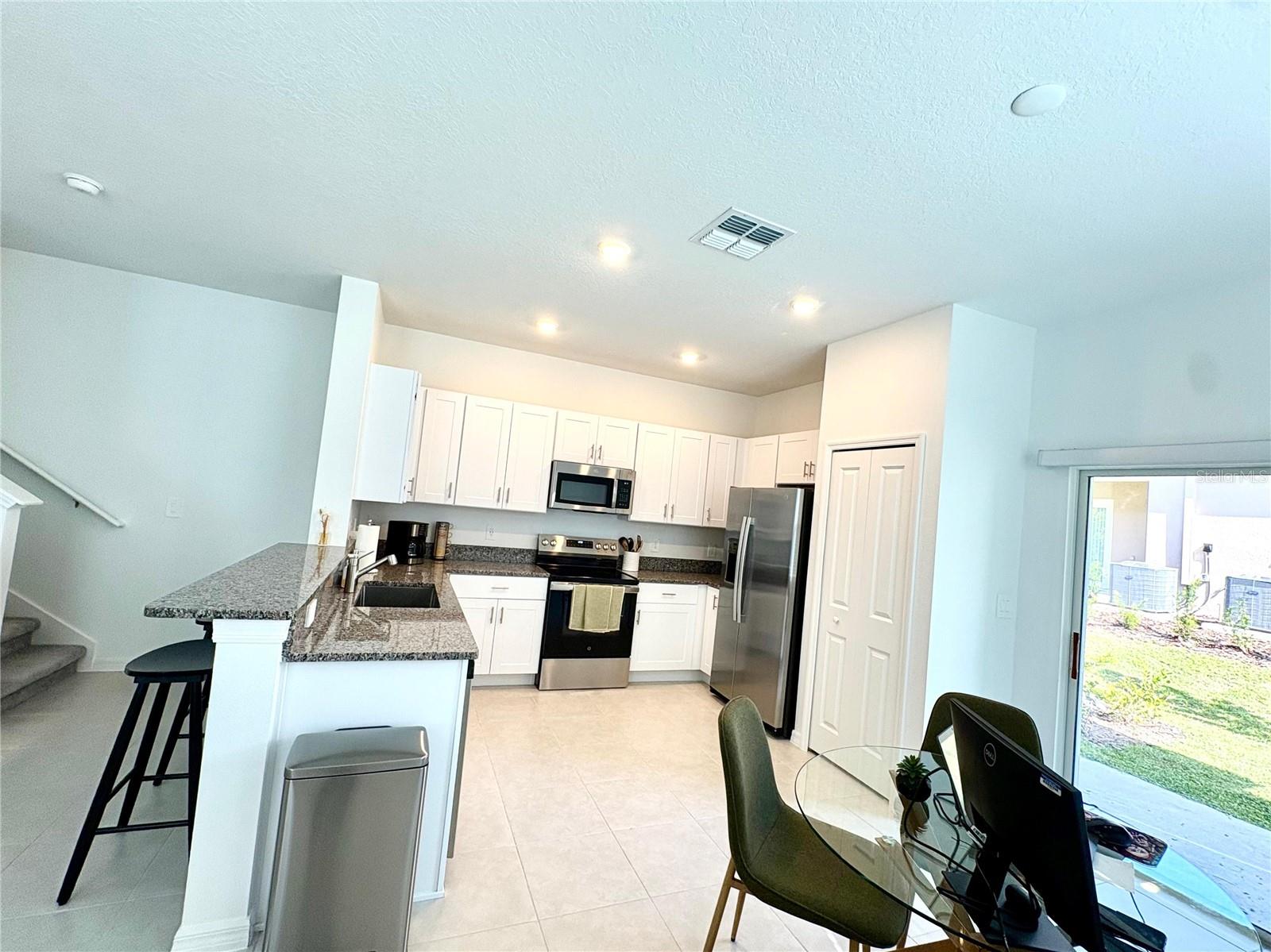 MIRADA PCL 8C - Residential Lease