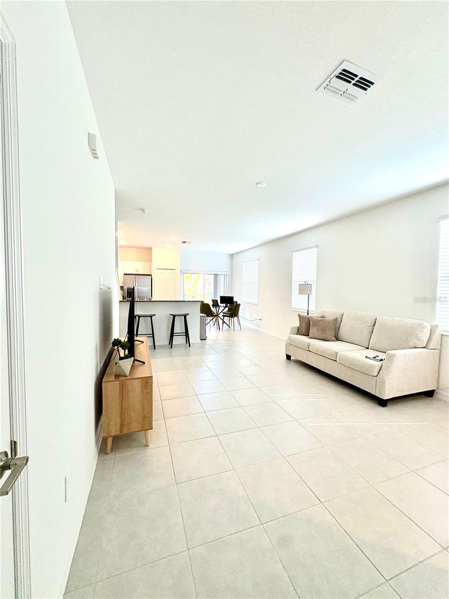 MIRADA PCL 8C - Residential Lease