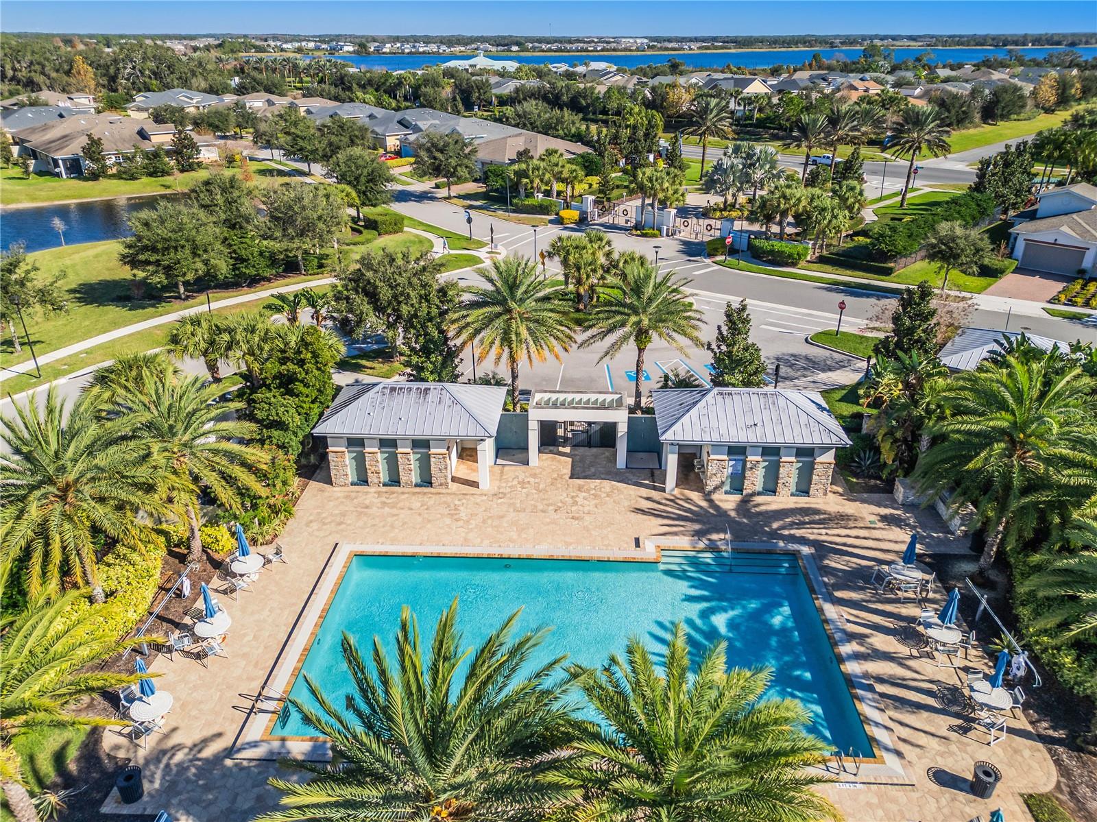 TWIN LAKES - Residential