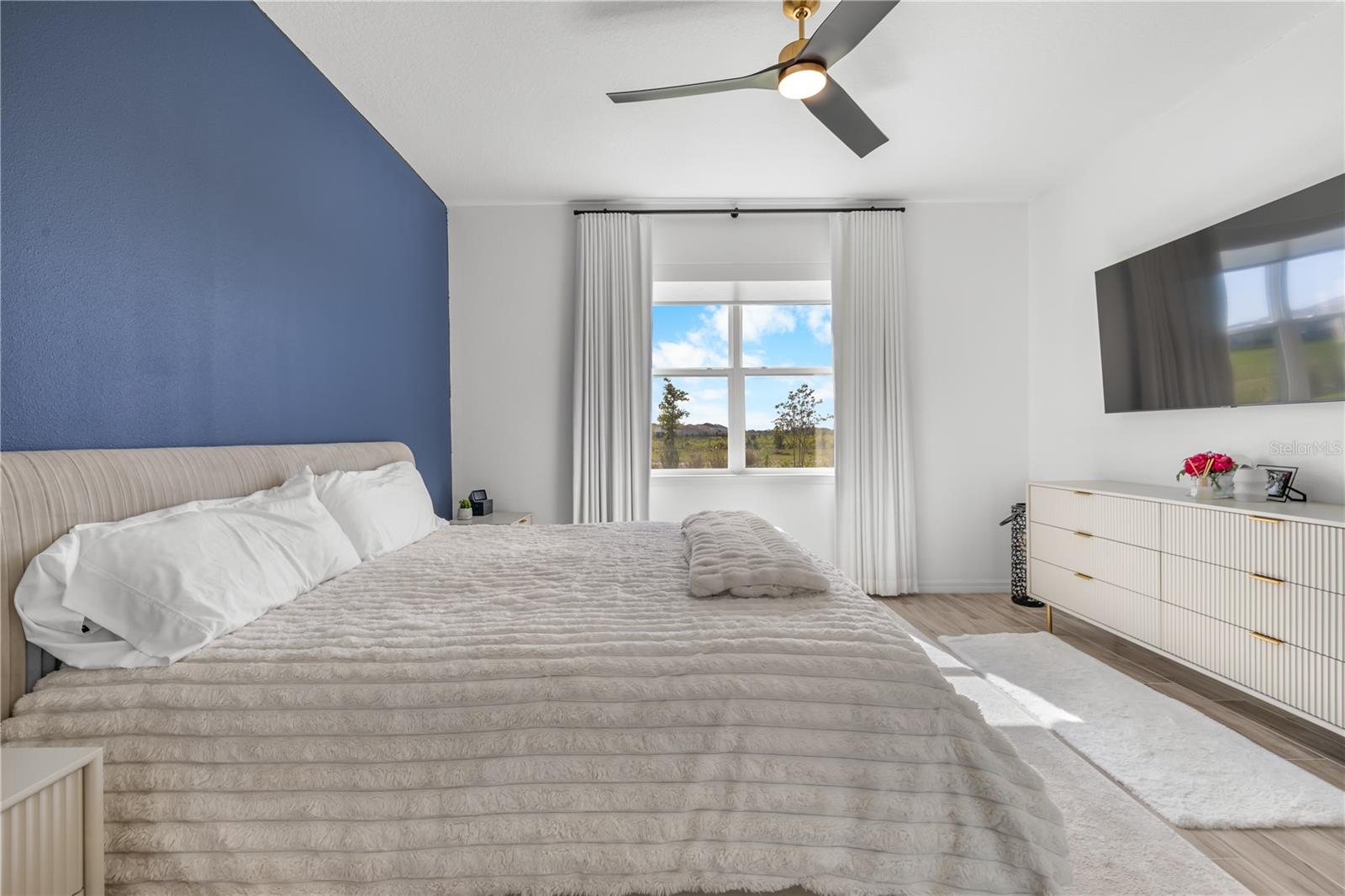 EVERBE PH 1C - Residential