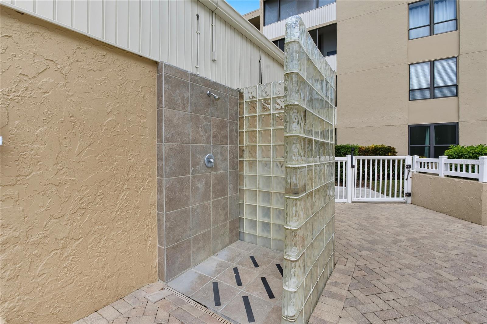 COVE CAY 26-17 VILLAGE I - Residential