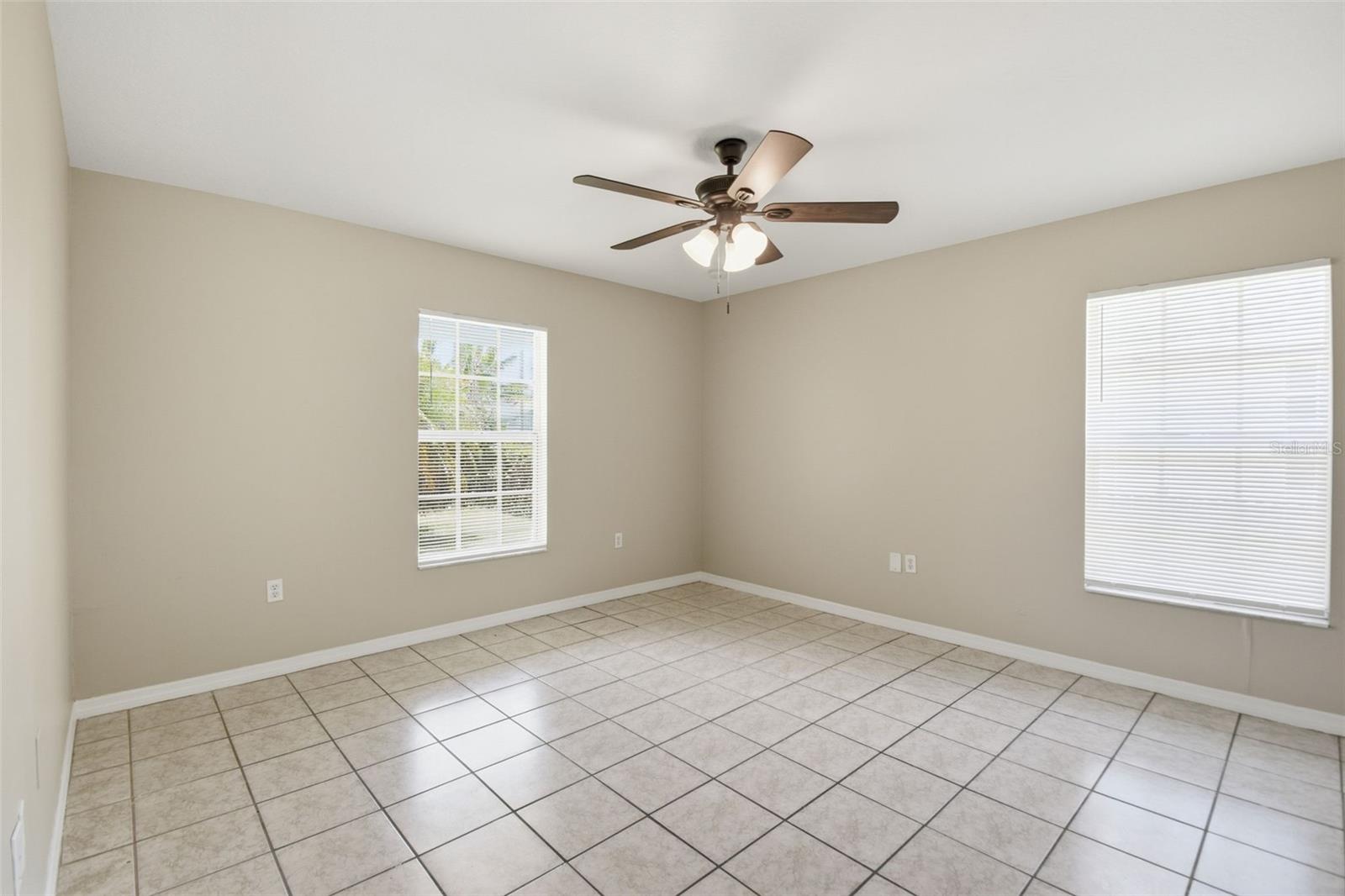 PINECREST - Residential