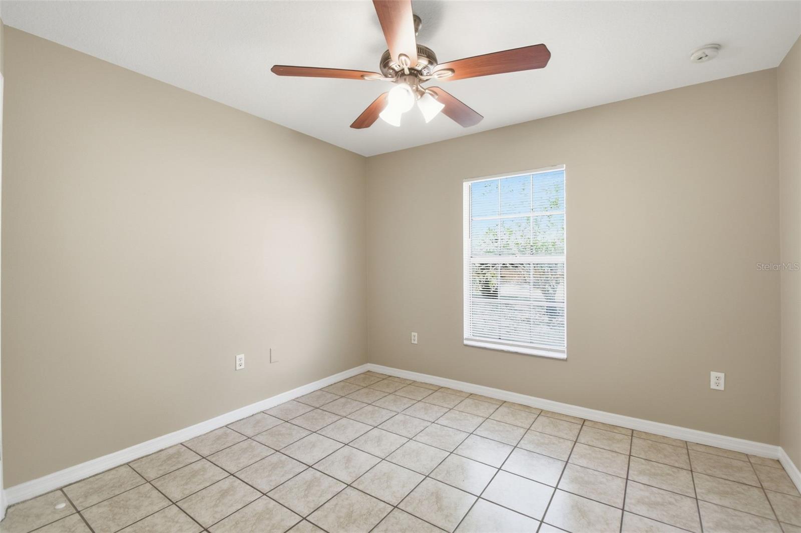 PINECREST - Residential