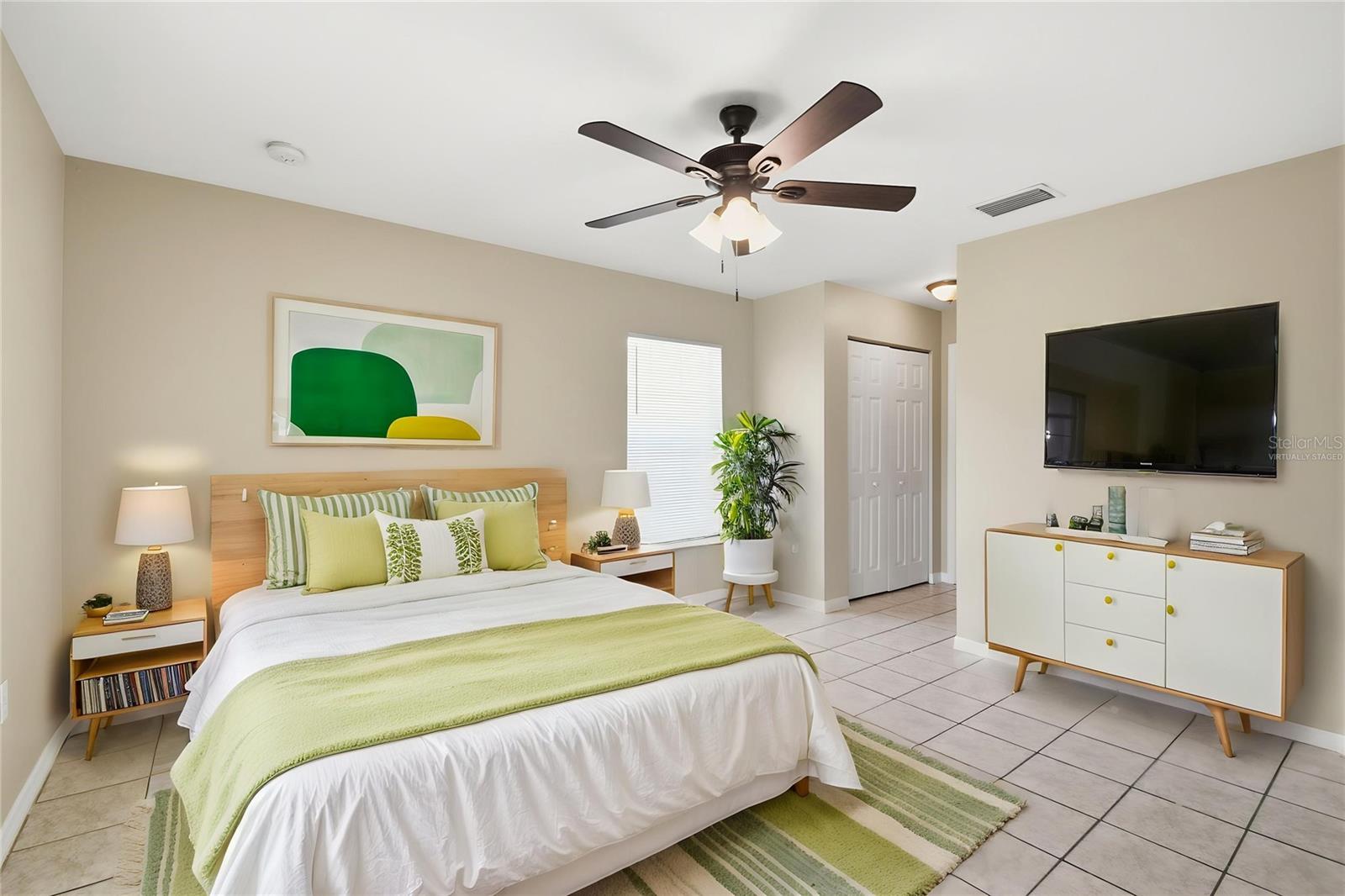 PINECREST - Residential