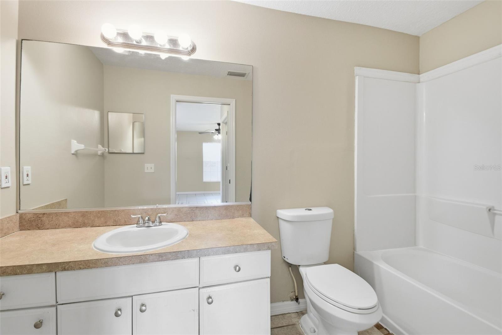 PINECREST - Residential