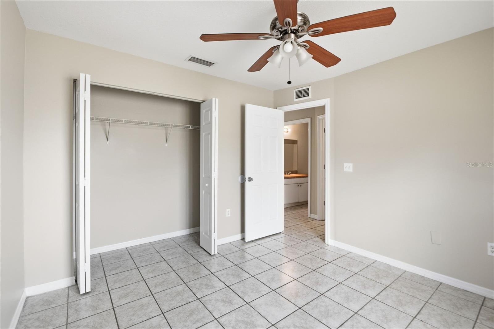 PINECREST - Residential