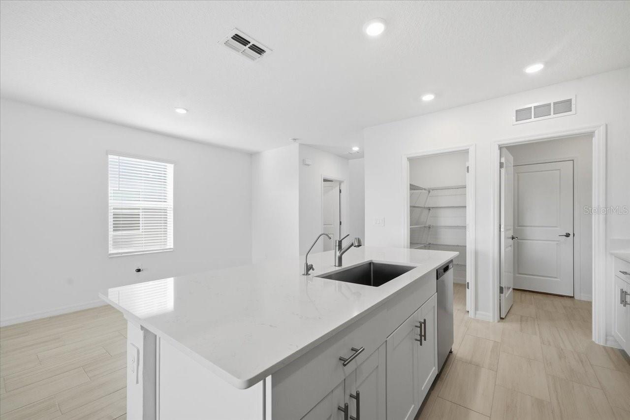 TWO RIVERS PH B - Residential