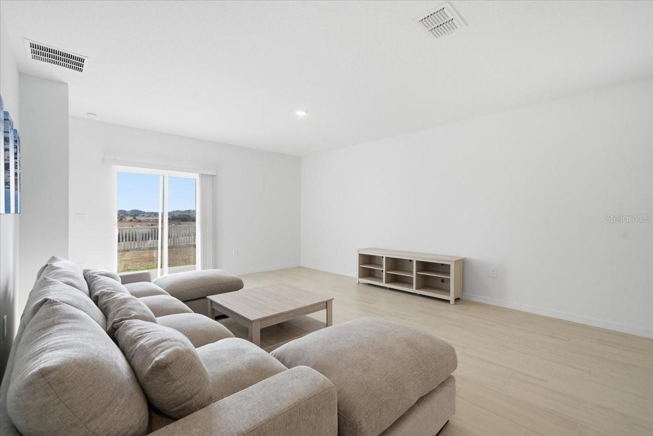 TWO RIVERS PH B - Residential