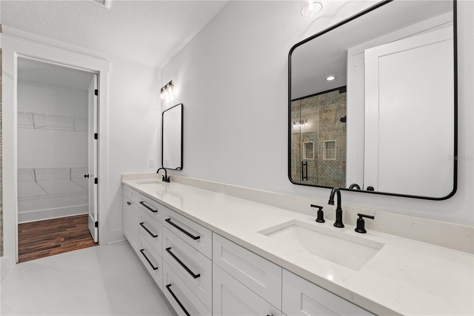 4F1 | HIAWATHA HIGHLANDS - Residential