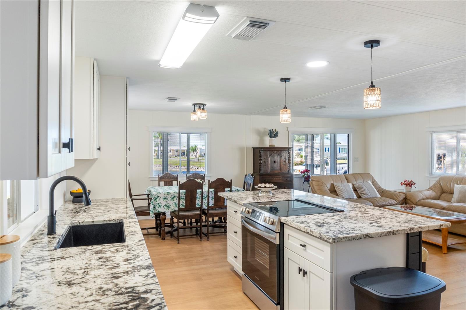 LAZY RIVER MHP - Residential