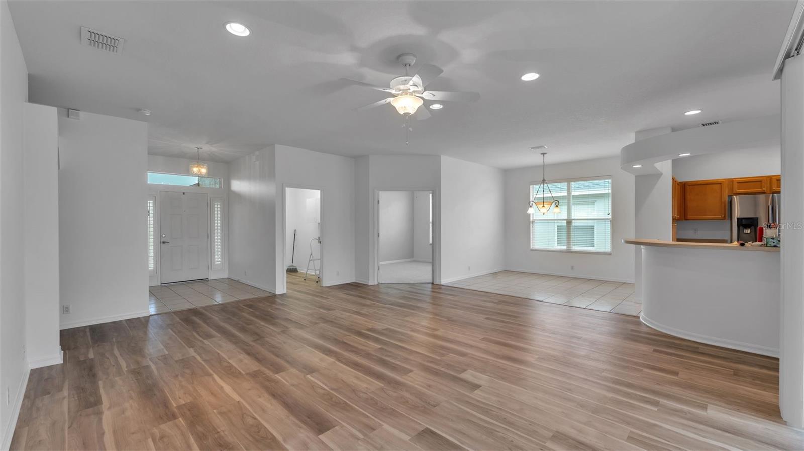 CARILLON LAKES PH 02 - Residential