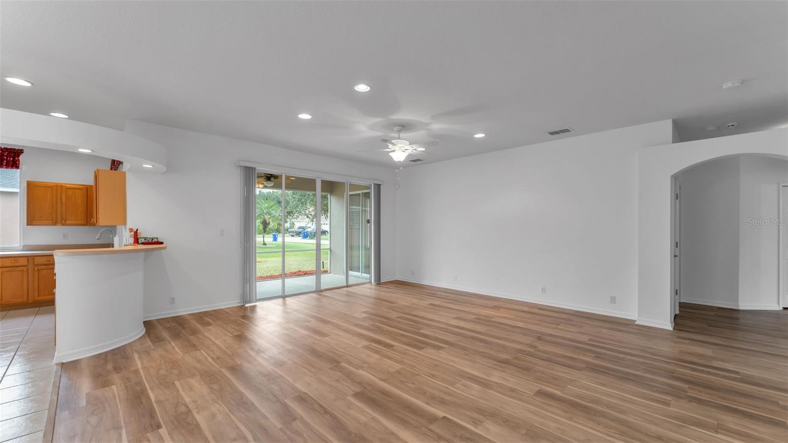 CARILLON LAKES PH 02 - Residential