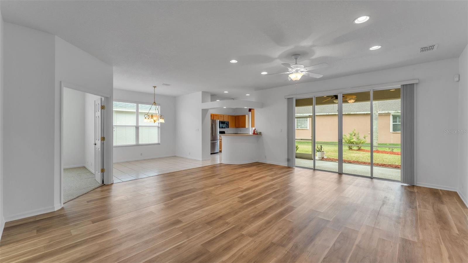 CARILLON LAKES PH 02 - Residential