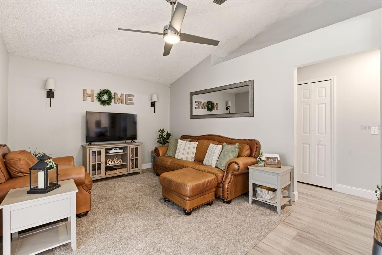 DELTONA LAKES UNIT 07 - Residential