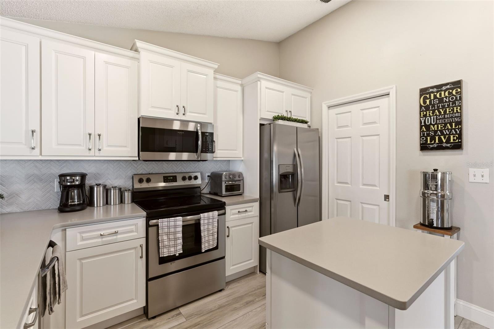 DELTONA LAKES UNIT 07 - Residential