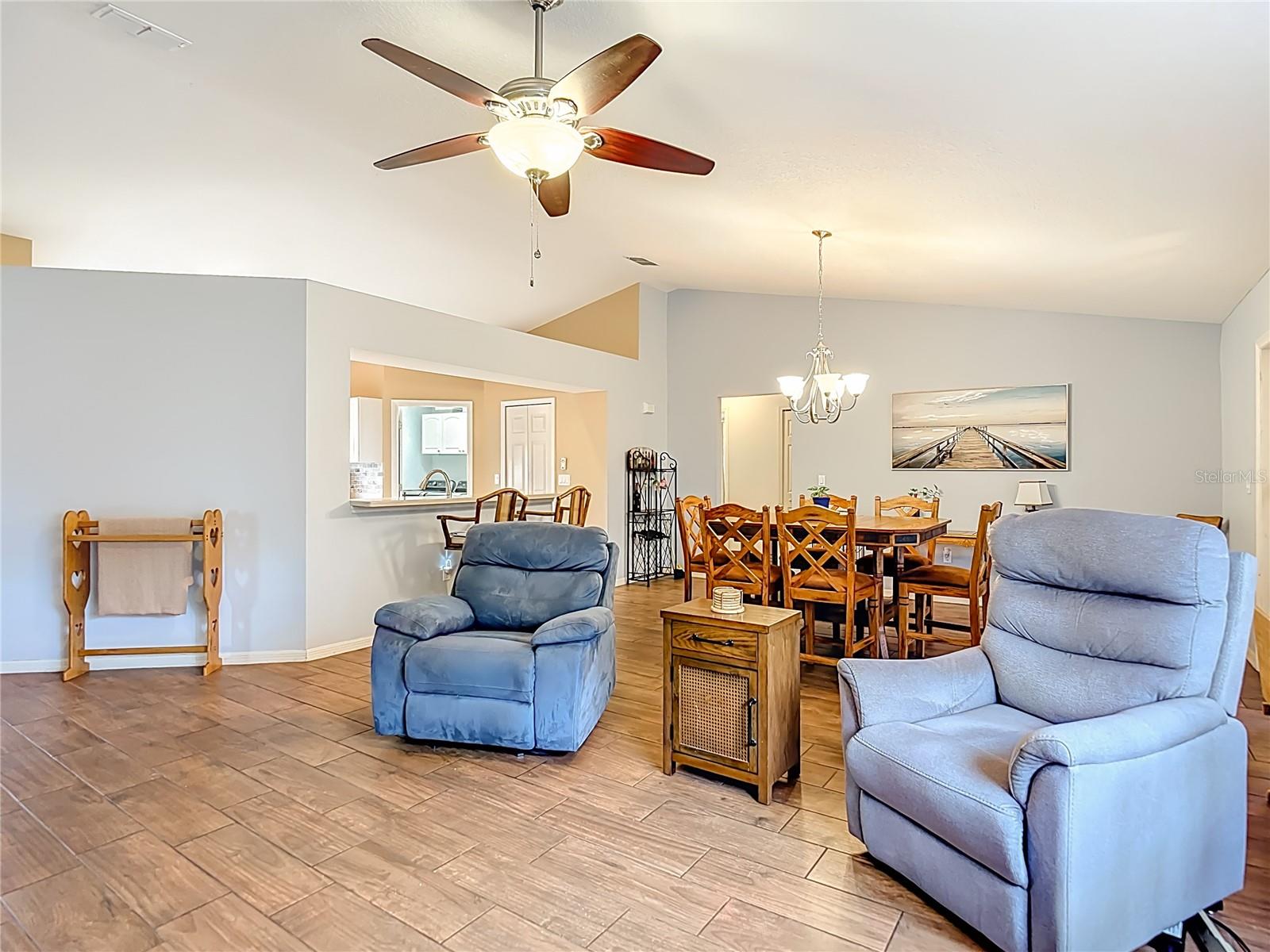 TIMBER GREENS PH 05 - Residential