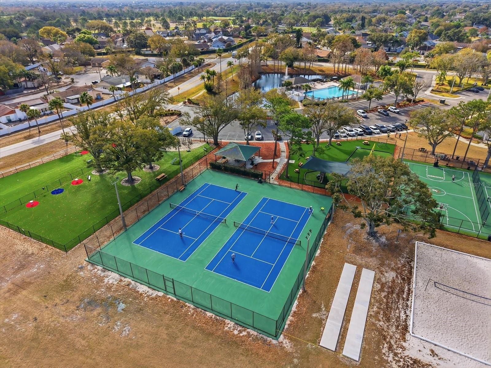 SUMMERFIELD VILLAGE I TR 27 - Residential