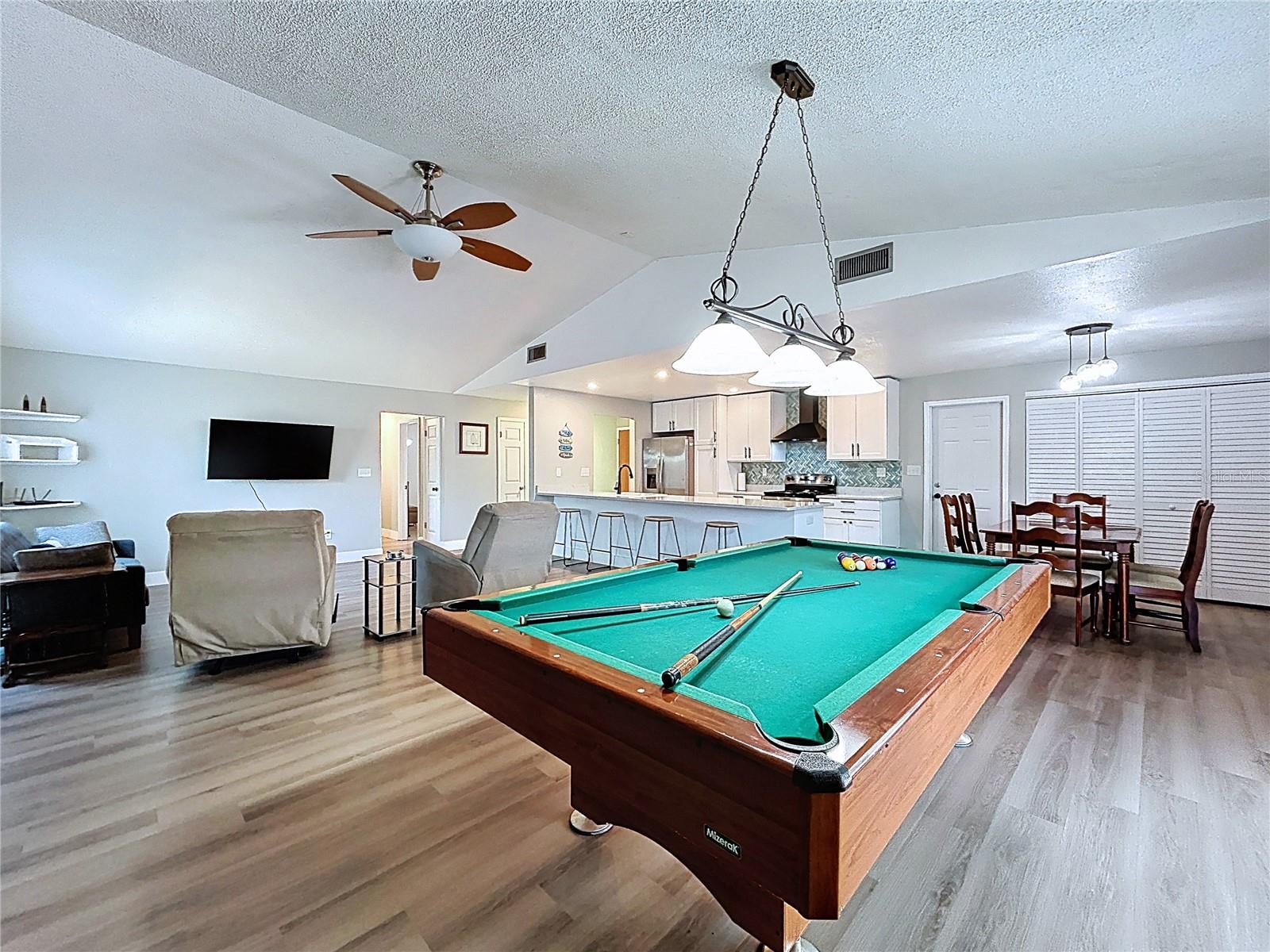 SEA PINES - Residential