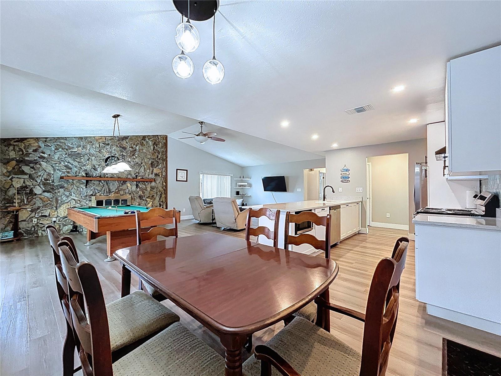 SEA PINES - Residential