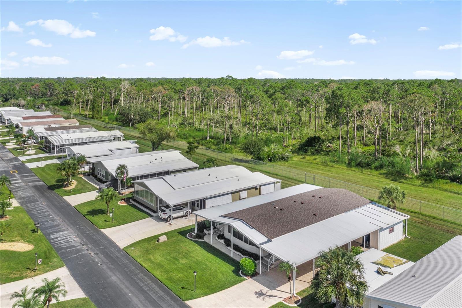 LA CASA MHP CO-OP - Residential
