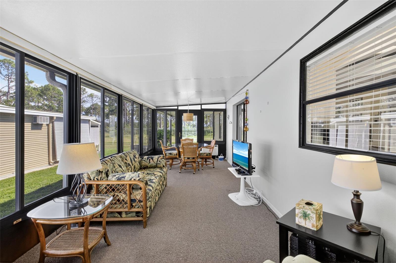 LA CASA MHP CO-OP - Residential