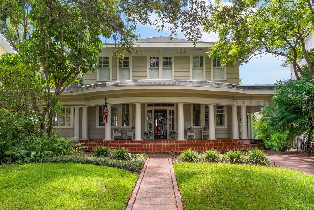 Photo of 2630 W Prospect Road, Tampa, FL 33629 (MLS # TB8523834)