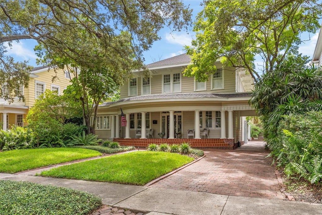 Photo of 2630 W Prospect Road, Tampa, FL 33629 (MLS # TB8523834)