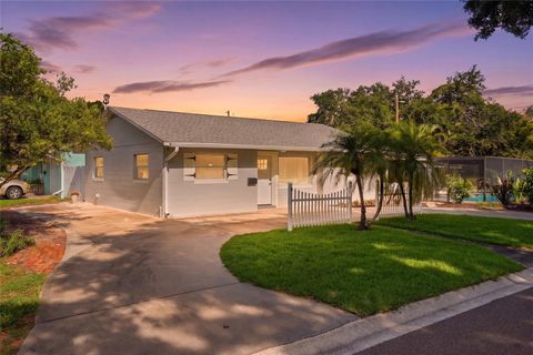 Photo of 695 41st Street N, St Petersburg, FL 33713 (MLS # TB8513258)