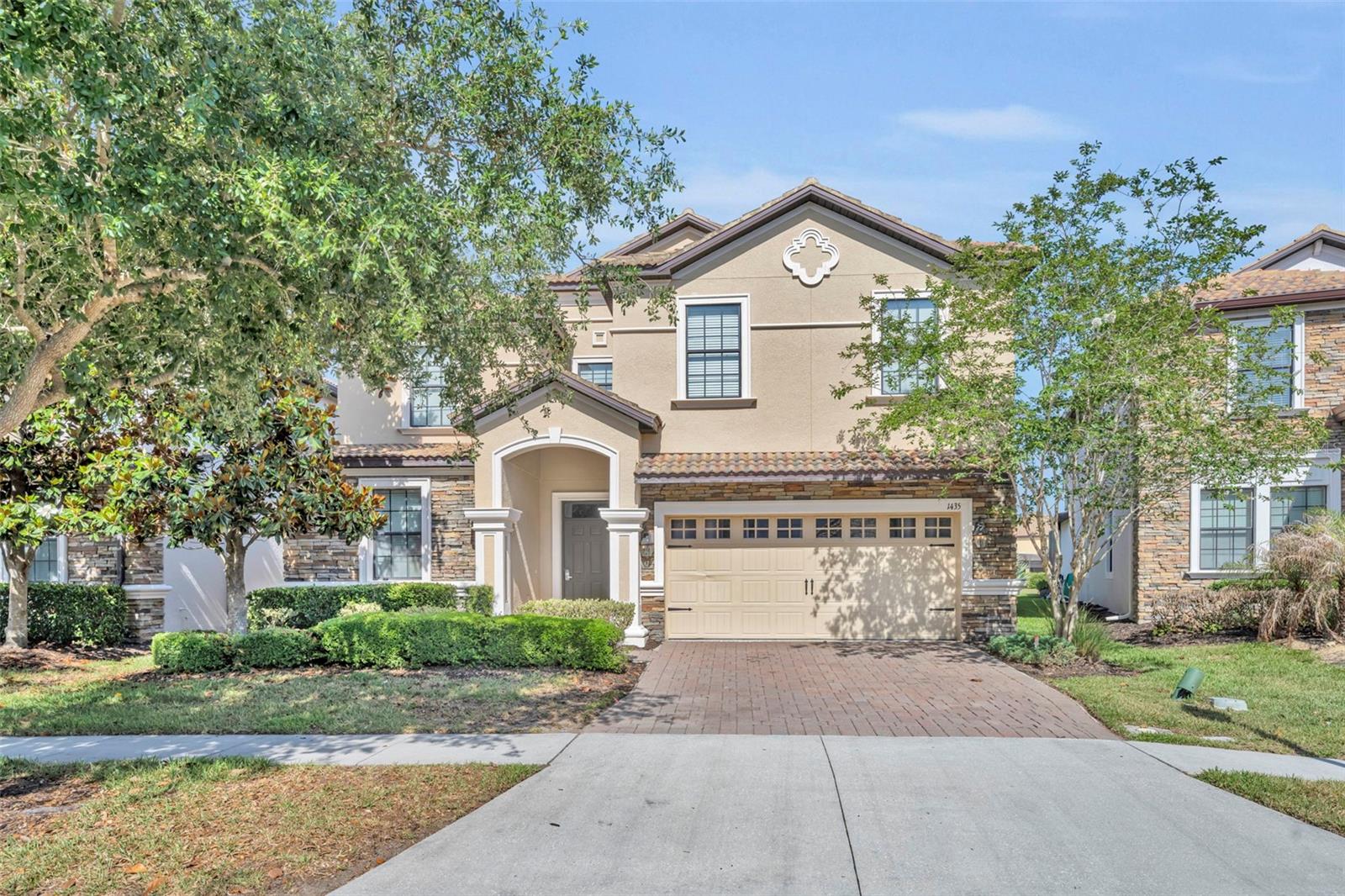1435 ROLLING FAIRWAY DRIVE