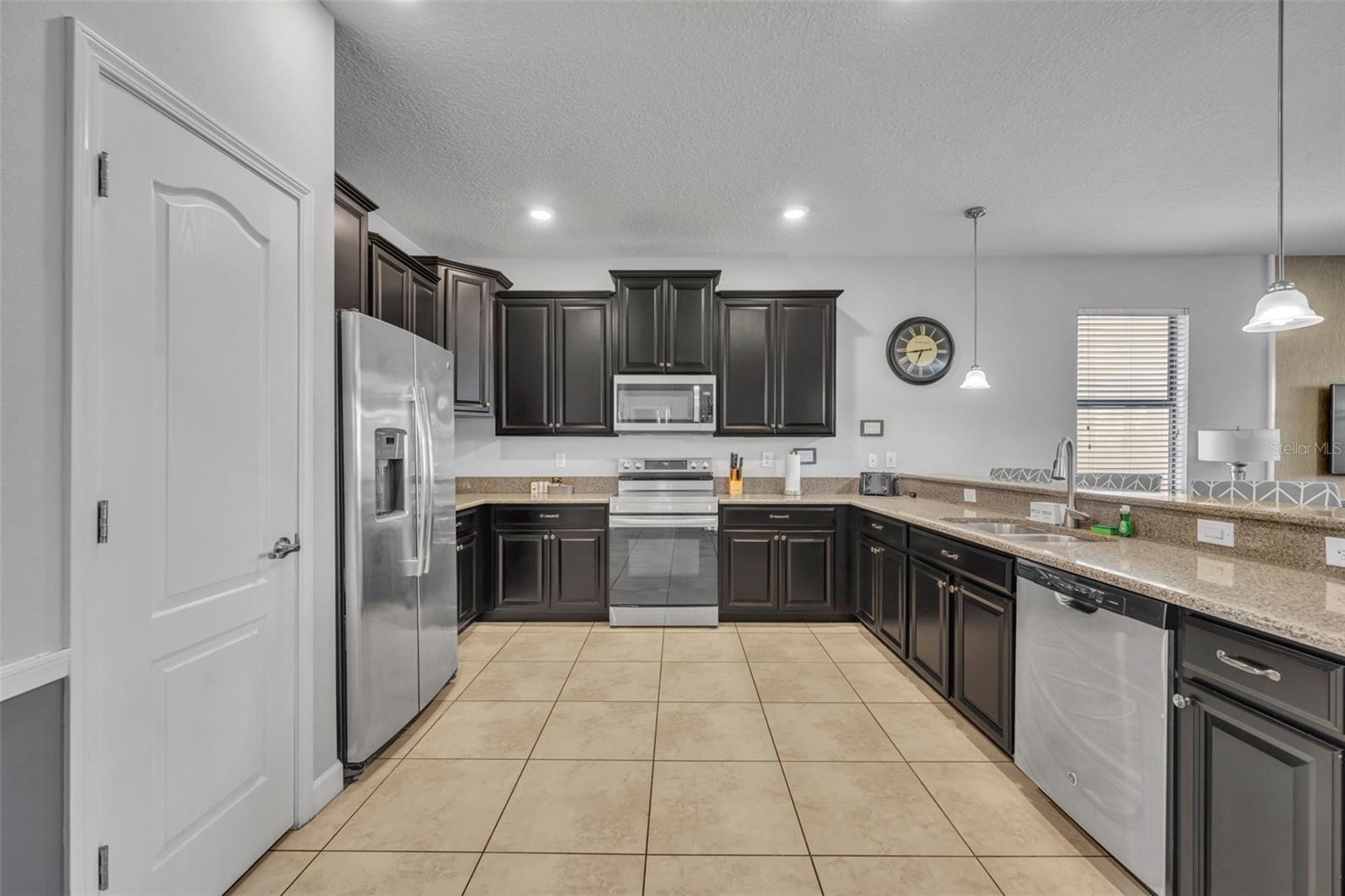 1435 ROLLING FAIRWAY DRIVE