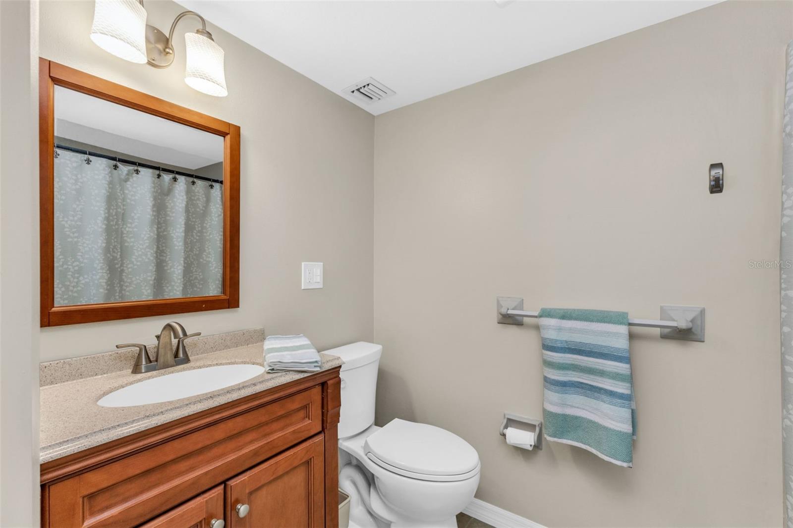 CHELSEA HOUSE - Residential