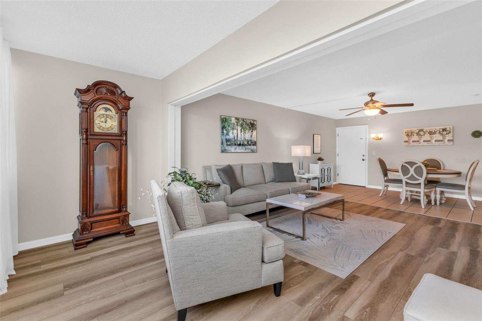 CHELSEA HOUSE - Residential