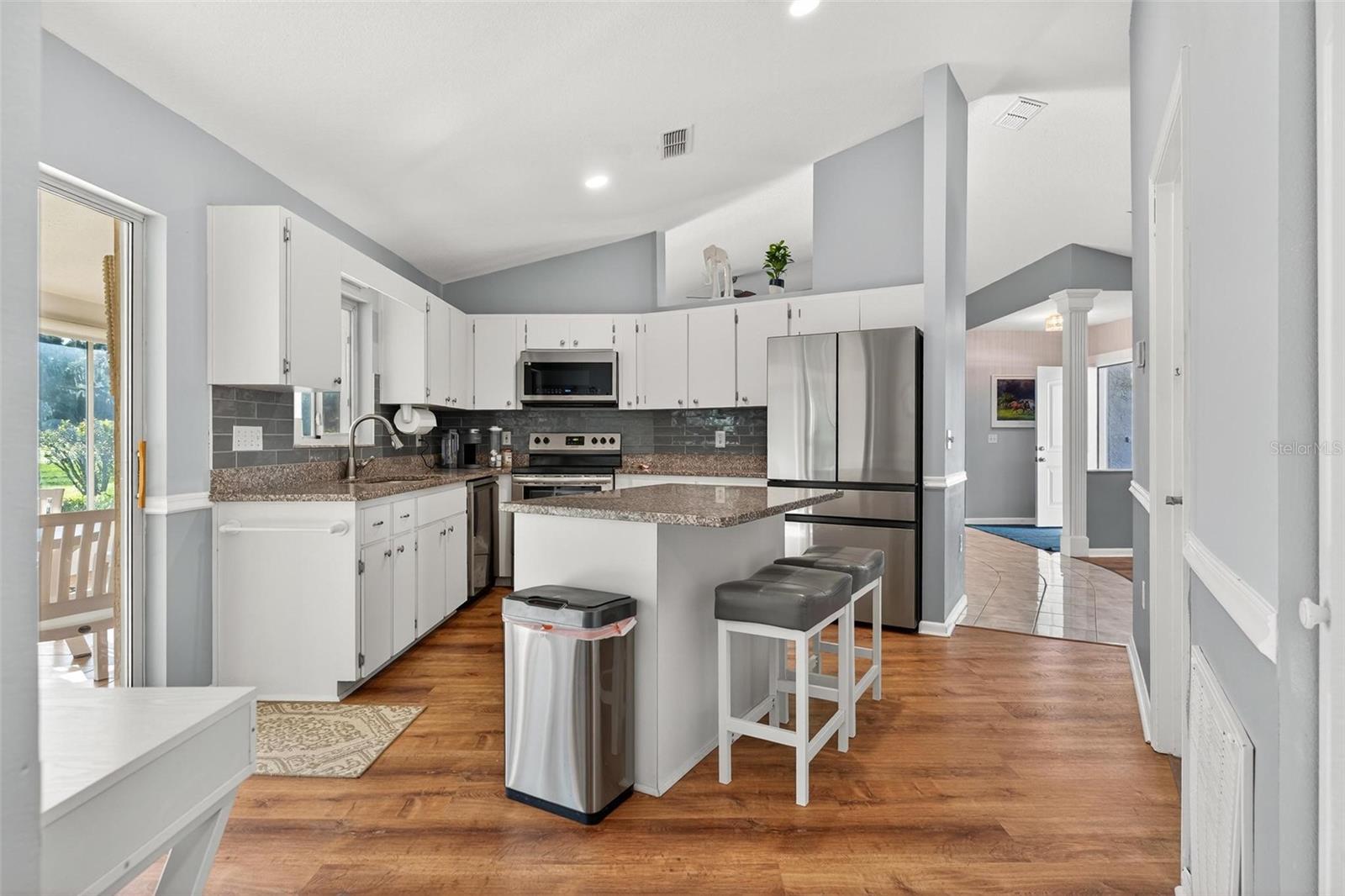 OCALA PALMS UN I - Residential Lease