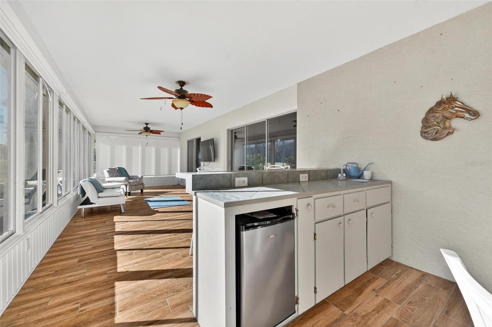 OCALA PALMS UN I - Residential Lease