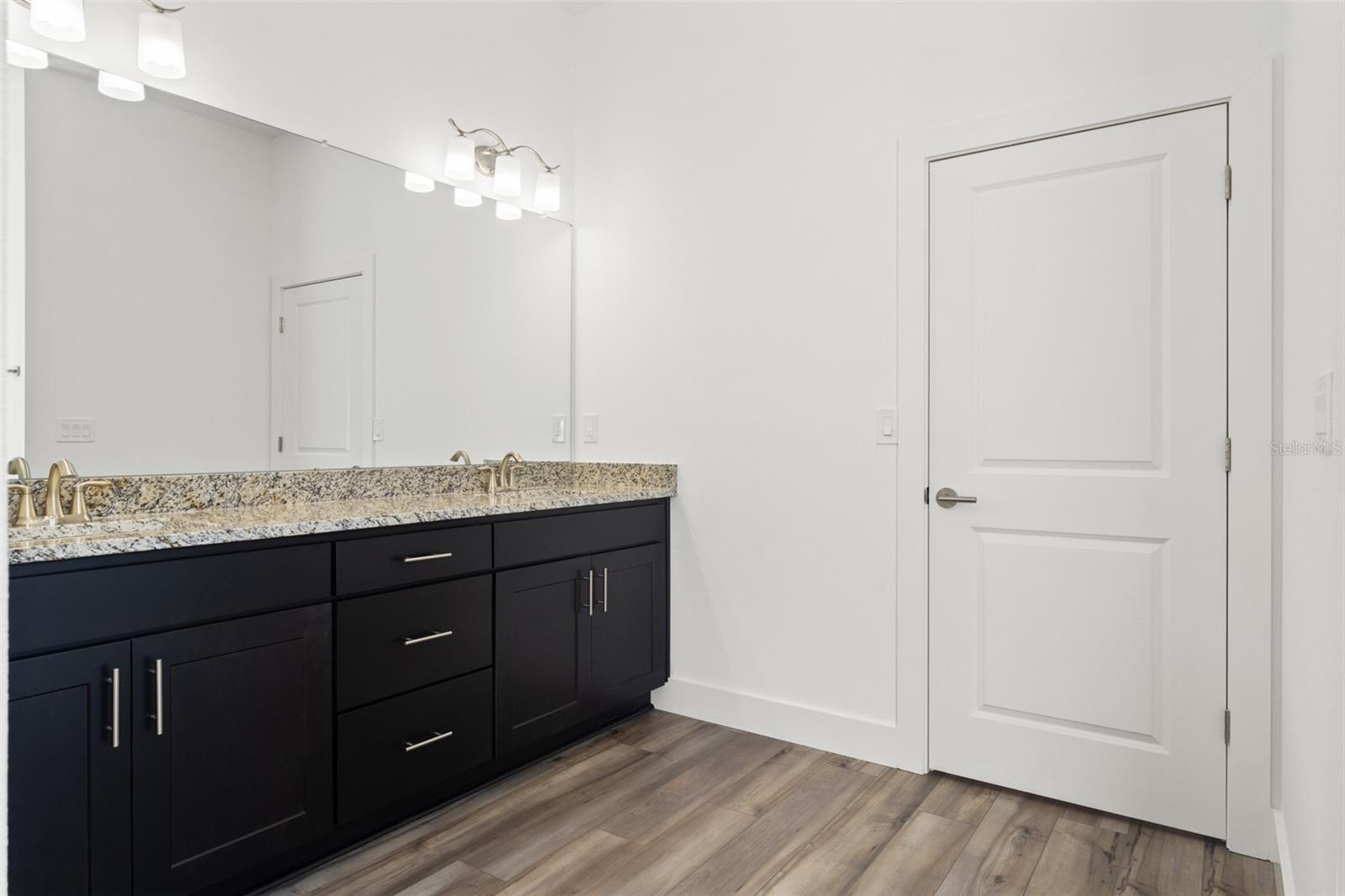 ROYAL HIGHLANDS UNIT 7 - Residential