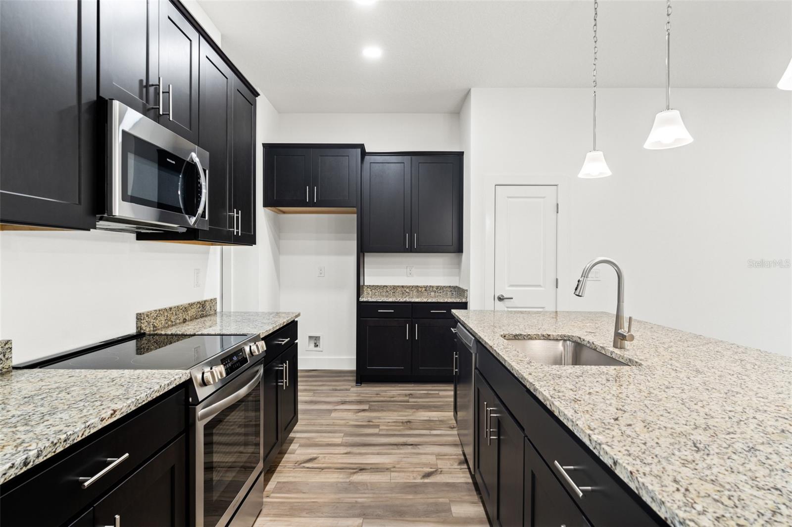 ROYAL HIGHLANDS UNIT 7 - Residential