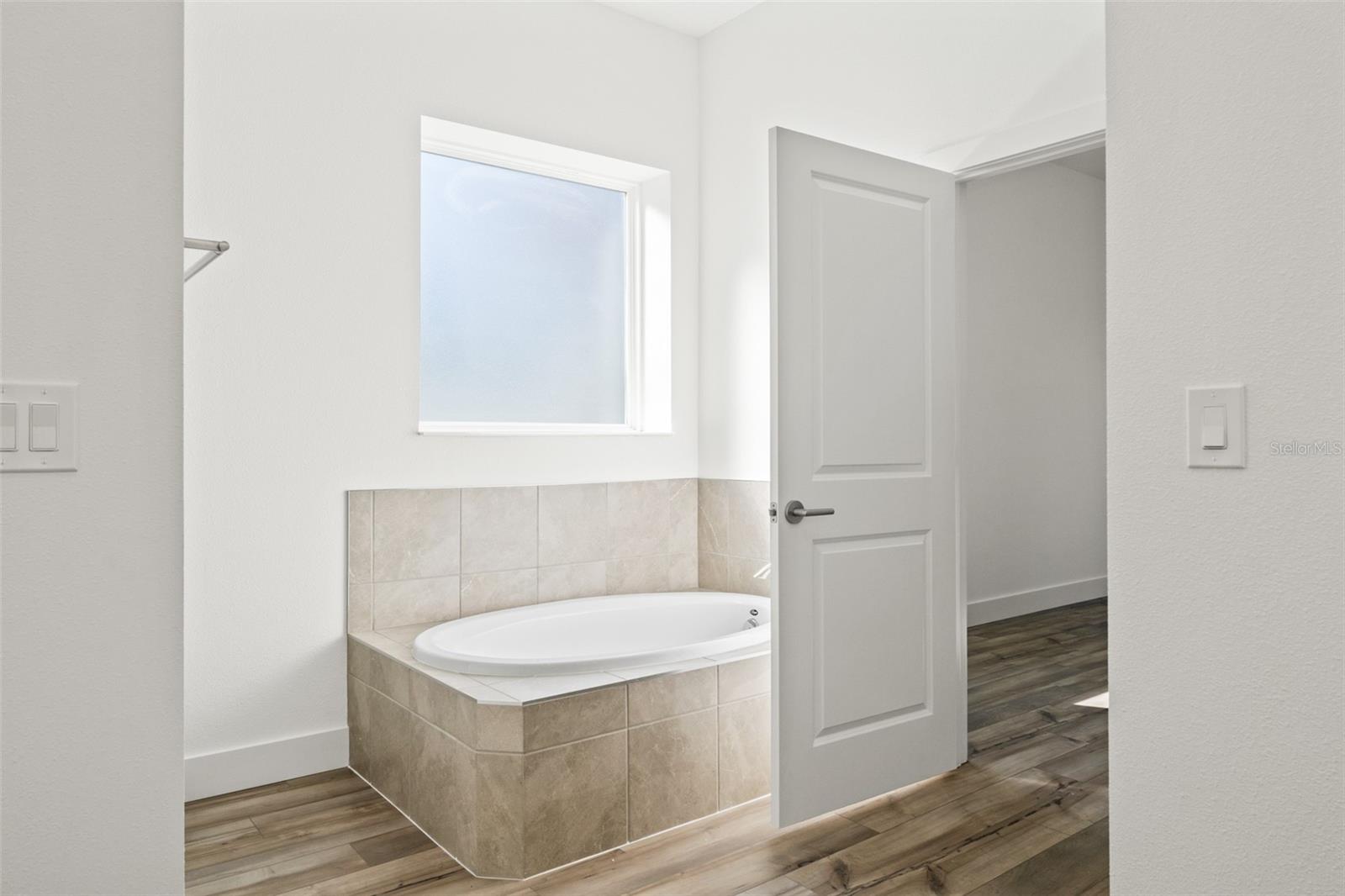 ROYAL HIGHLANDS UNIT 7 - Residential