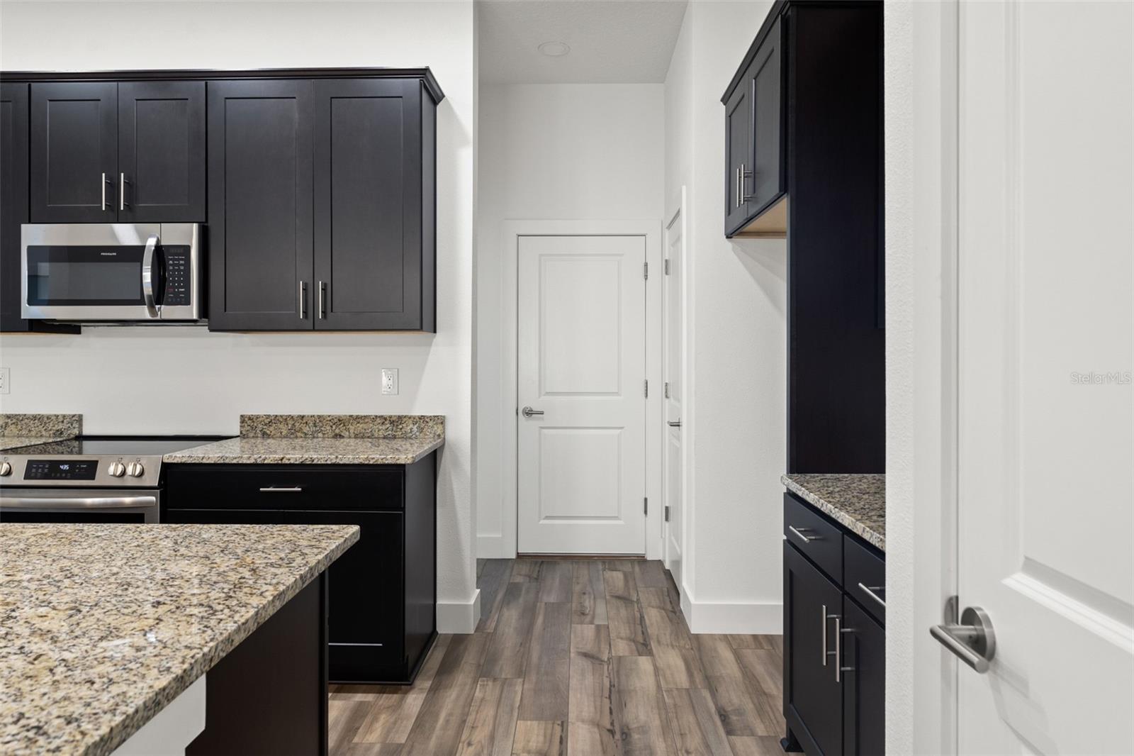 ROYAL HIGHLANDS UNIT 7 - Residential