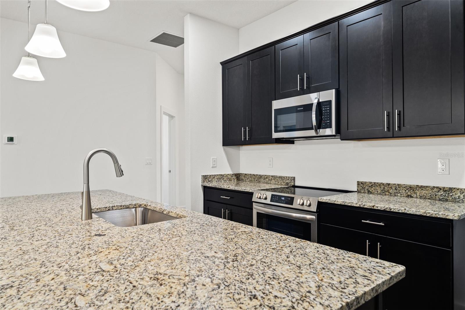 ROYAL HIGHLANDS UNIT 7 - Residential