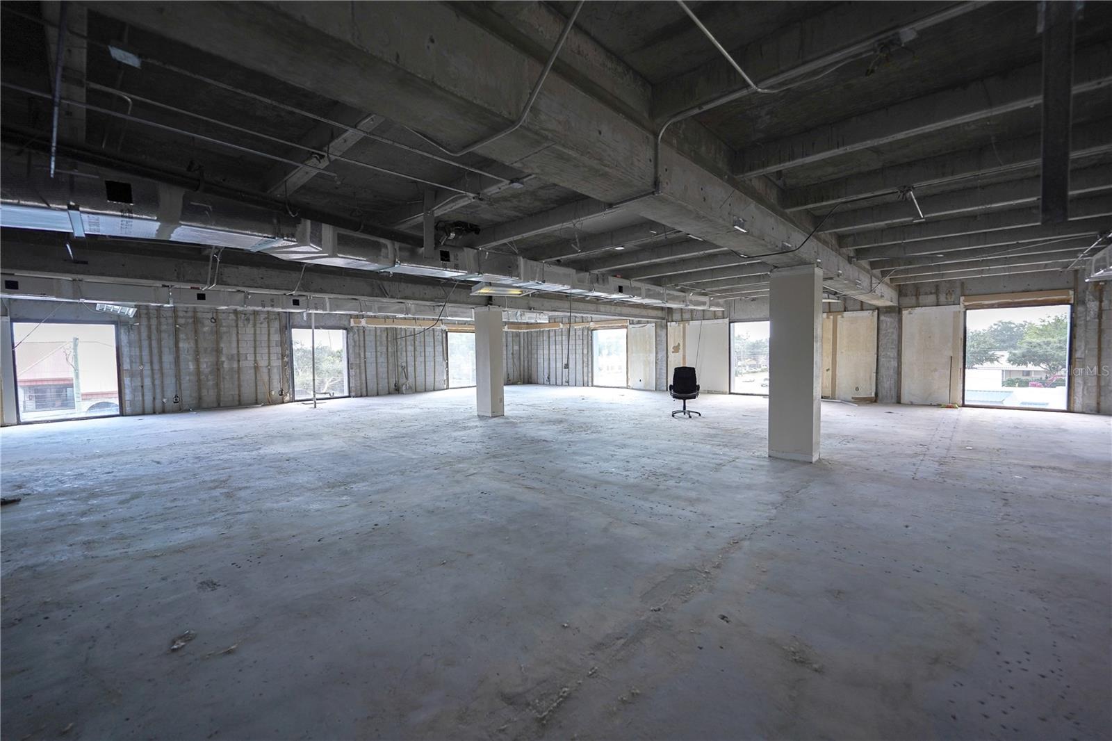 ALMANS ACRES - Commercial Sale