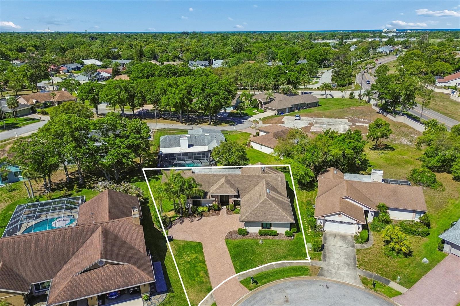 BERKLEY WOODS - Residential