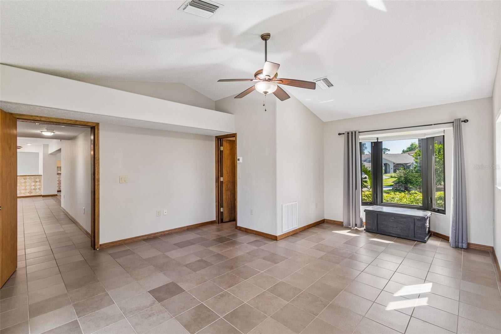 BERKLEY WOODS - Residential