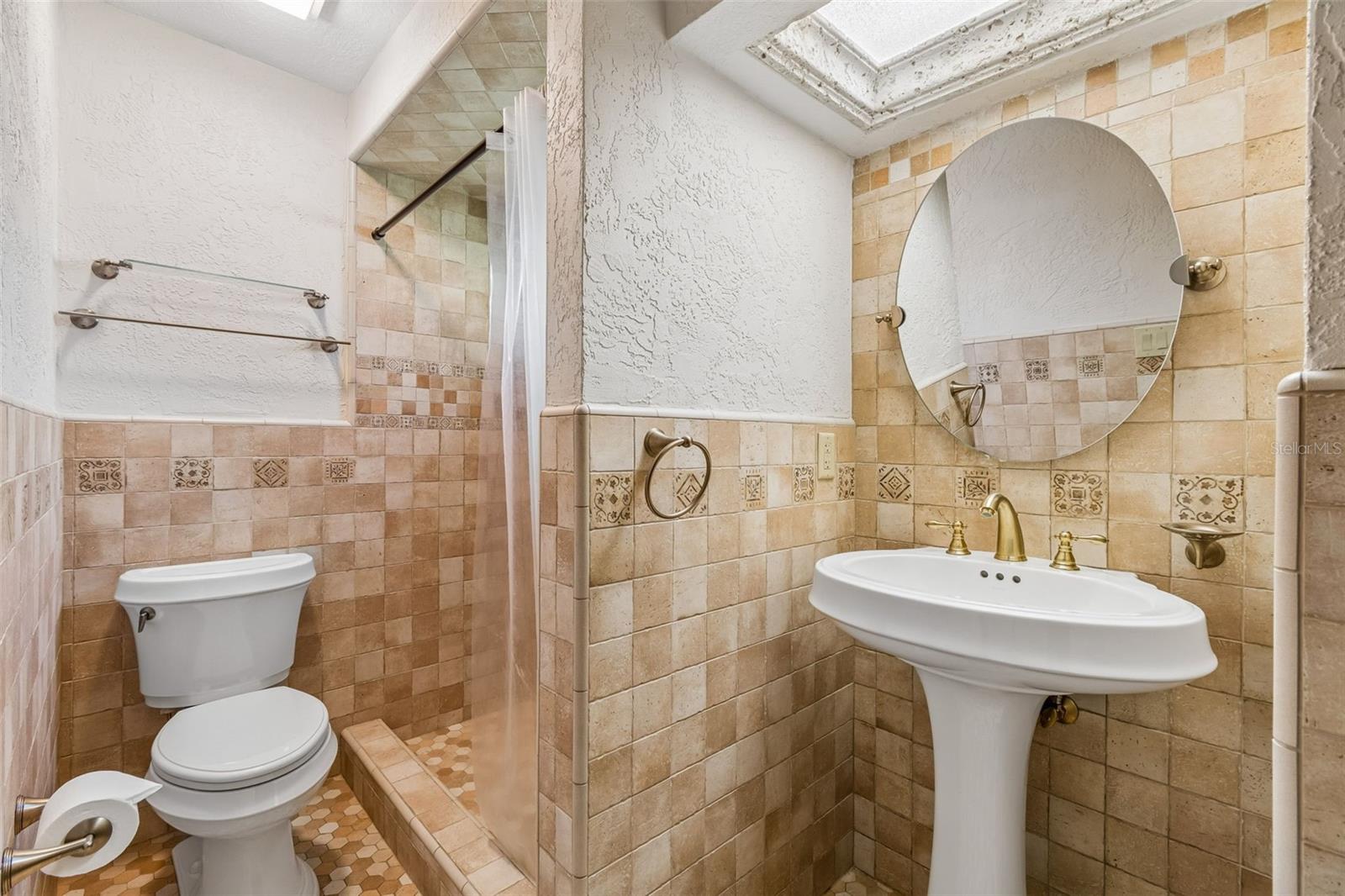 BERKLEY WOODS - Residential