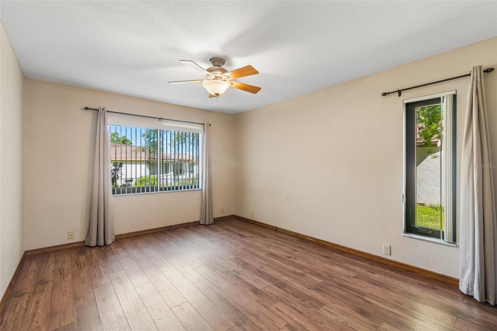 BERKLEY WOODS - Residential