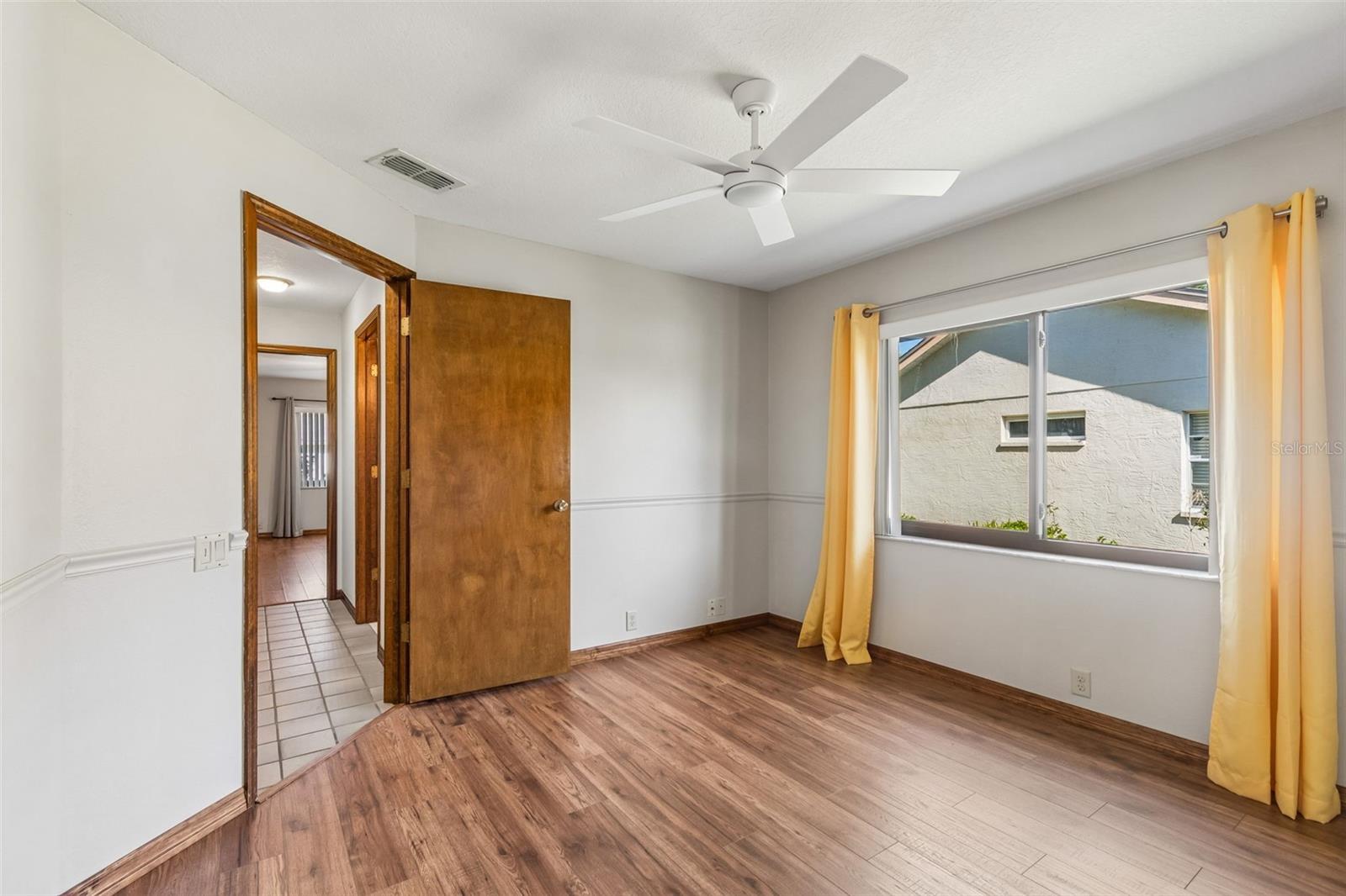 BERKLEY WOODS - Residential