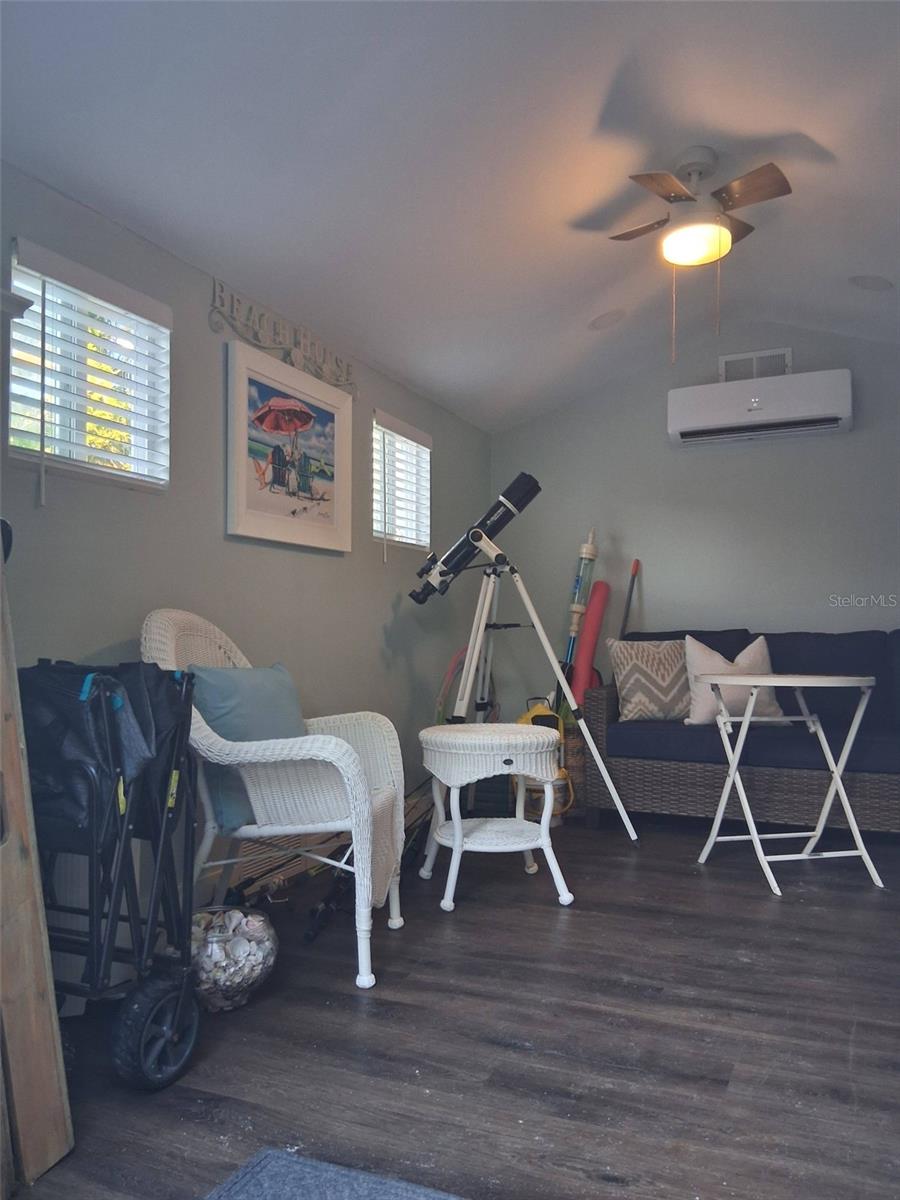 NAILS - Residential Lease