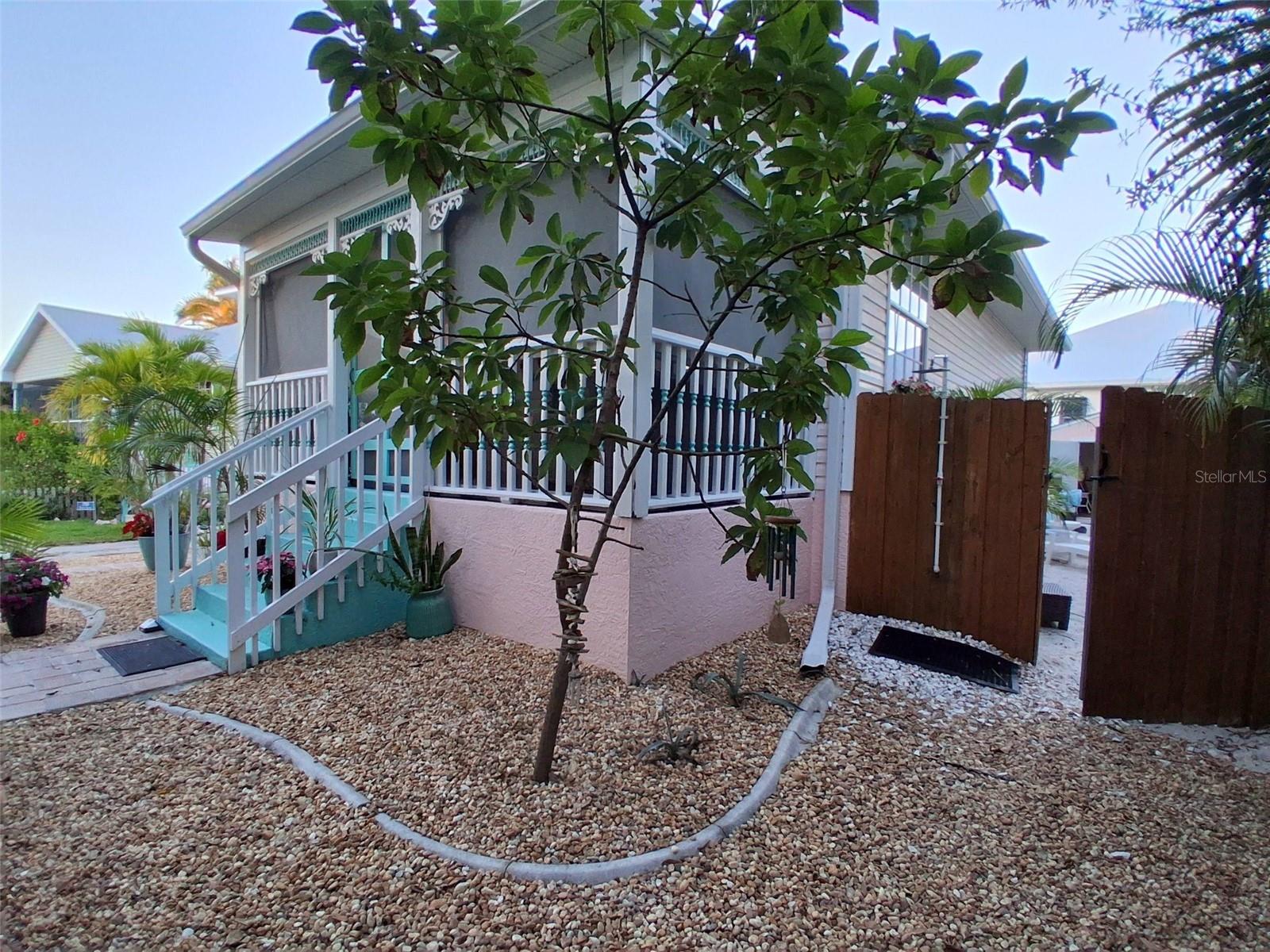 NAILS - Residential Lease